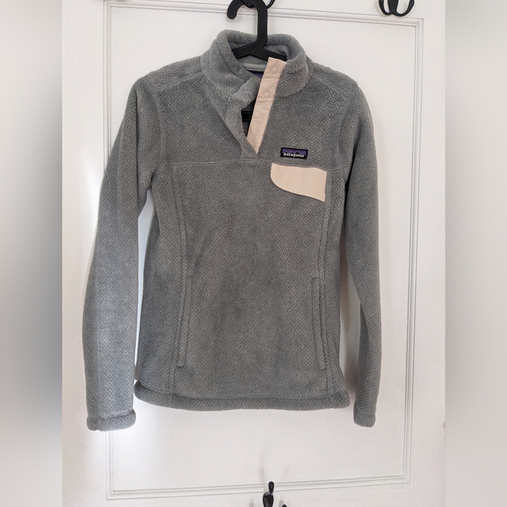 Patagonia sweatshirt